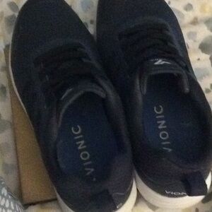 Vionic sneakers